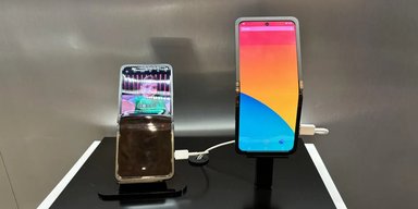 Смартфон Flex In & Out Flip можно гнуть во все стороны: что придумали инженеры (видео)