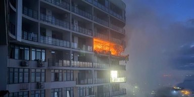 РФ масована атакувала Одещину: в Одесі є пошкодження та займання багатоповерхівки (фото)