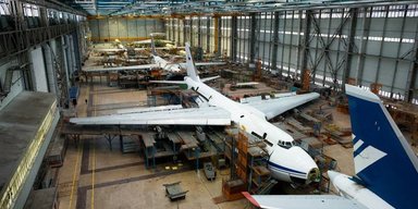 Простоял 25 лет: РФ возвращает с кладбища транспортник Ан-124 для войны в Украине
