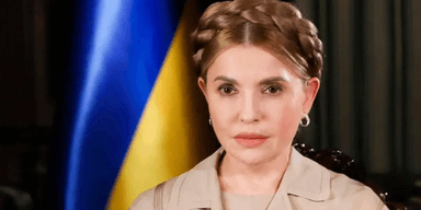Не допустити втрату покоління молодих українців - Тимошенко розкритикувала Уряд за заборону консульських послуг для молоді