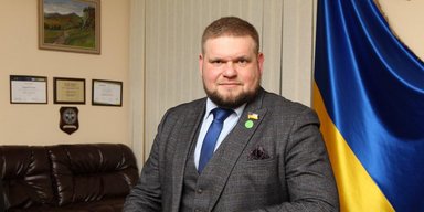 Підозрюваний у корупції нардеп Клочко провів у суді "ритуал засіювання маку": подробиці