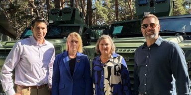 Выдерживают подрыв мощных СВУ: Украина получит от США противоминные автомобили MRAP (фото)