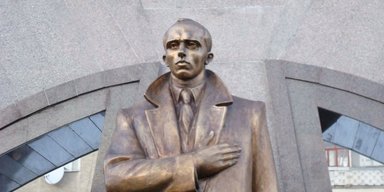 Пистолет с цианидом. Как 60 лет назад убили Степана Бандеру