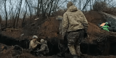 Русский язык помог: бойцы 3-й ОШБр эффектно взяли в плен шестерых военных РФ (видео)