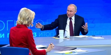"Виглядає доволі скромно": Путін заявив, що "непомітно" відвідав Луганськ (відео)