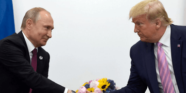 "Большое одолжение РФ": Трамп эмоционально призвал Путина закончить войну в Украине