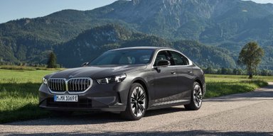 BMW 5 Series отримав нові надекономічні версії з витратою 1 л на 100 км (фото)