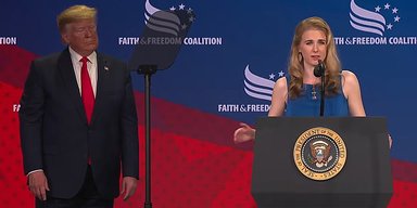 Трамп появился на саммите НАТО в сопровождении гламурной блондинки: кто такая Натали Харп
