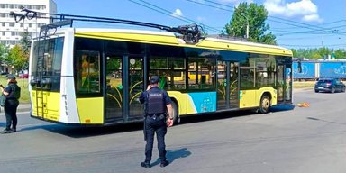 У Львові вилучили гранату майже з-пiд тролейбуса: Садовий прокоментував