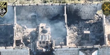Зірвало башти: бійці підрозділу "Вовки" знищили ангар із бронетехнікою армії РФ (відео)