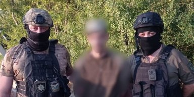 Підірвав гранату та місяць ховався: поліція затримала військового з Нікопольщини (фото)