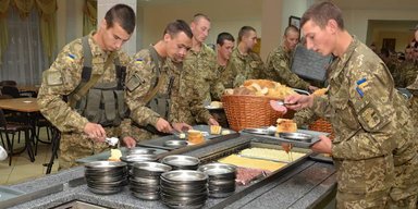 ВСУ переходят на новую модель обеспечения питанием бойцов, — Минобороны