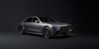 Новий Mercedes S-Class 2025 дозволяє водієві дивитися кіно на автобані