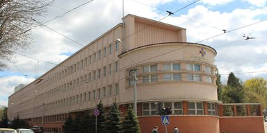 Закликав бомбити СБУ у Львові: блогера підозрюють після стриму біля будівлі СБУ (фото)