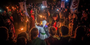 Без черного кота и тыквы: настоящая ведьма рассказала, как празднует Хэллоуин