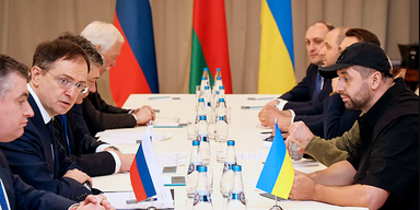 "Головне – гуманітарні коридори". Другий раунд українсько-російських переговорів: чого чекати далі
