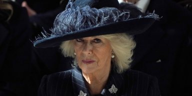 77-летняя королева Камилла серьезно заболела