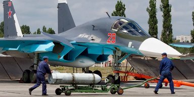 За и против бомб с УМПК: эксперты назвали четыре фактора опасности авиаударов РФ (фото)