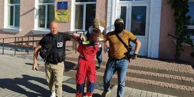 СБУ задержала фельдшера, который собирал информацию для ФСБ во время вызовов "скорой помощи" (фото)