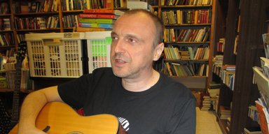 А может, завтра прилетят рептилоиды и всех нас спасут, — Роман Лейбов