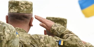 Украинские военные при увольнении могут рассчитывать на выплаты: что именно положено