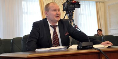 Помахали ручкой. 5 украинских чиновников, судей и силовиков, сбежавших в Крым