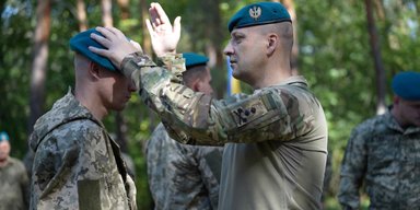 "Будуємо фундамент": командир 30-го корпусу МП генерал Делятицький, який пройшов війну від Криму до Дніпра, про повернення півострова