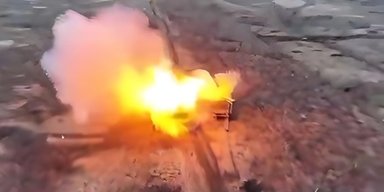 Одним скидом відразу два танки: ЗСУ підпалили російські Т-80БВМ на Донбасі (фото, відео)