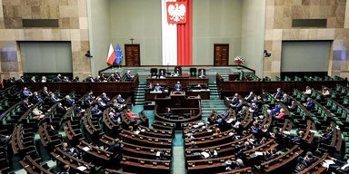 Польша может прекратить оказывать помощь Украине: названо главное условие