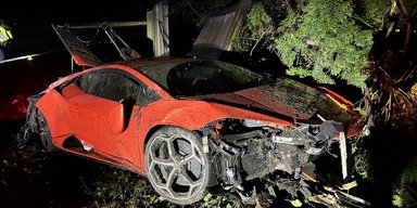Хотів вразити друга: 13-річний підліток викрав і розбив суперкар Lamborghini (фото)