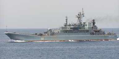 5 дронів MAGURA знищили БДК "Цезар Куніков" із військовим вантажем, — Буданов (відео)