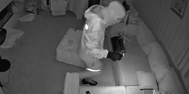 "В доме кто-то есть": женщина получила ужасающий звонок от дочери. Чем все закончилось