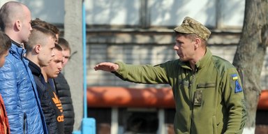 Не прийшов у ТЦК — будеш ухилянтом. Навіщо ТЦК видають накази про явку впродовж 10 днів