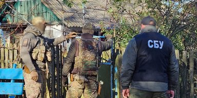 Готовил удары по объектам "Укрзализныци": СБУ задержала агента РФ (фото)