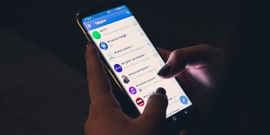 Провокация, ошибка или подготовка к обстрелам: почему Telegram заблокировал украинских ботов
