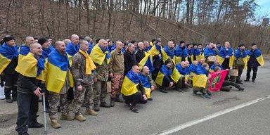 Один із найбільших: Україна та РФ провели обмін полоненими, — Зеленський (фото, відео)