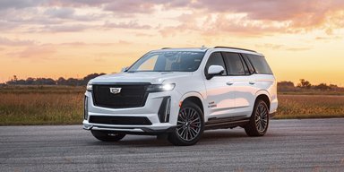 Швидший за Lamborghini: дебютував 1000-сильний заряджений Cadillac Escalade (відео)
