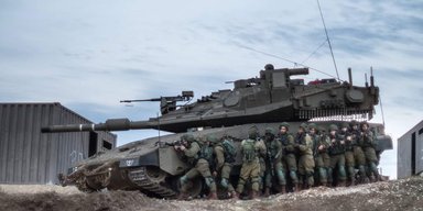 Израильский танк "Меркава" оснастили ИИ: командир будет управлять им с помощью VR-шлема
