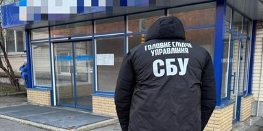 Продали понад 1,5 тисячі найменувань: українці постачали мікрочипи в РФ, їх викрили (фото)