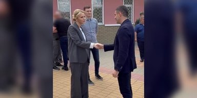 После волны критики: Лубинец объяснил, кто обнимается на видео встречи с омбудсменом РФ