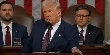Политика экспансии: Трамп может присоединить Гренландию военным путем, — WSJ