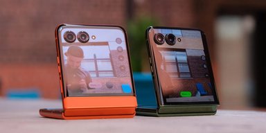 Не поспішайте купувати смартфон-"розкладачку": 5 факторів, які змусять вас передумати
