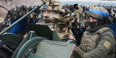 На некоторых позициях очень тяжело: бойцы ВСУ готовятся к боям в самом городе Часов Яр