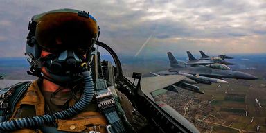 Gripen від Швеції і F-16 від Греції: як Україні отримати більше винищувачів (відео)