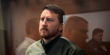 Ушел на войну, но не помогло: в РФ судят мэра Сочи за коррупцию и торговлю местами на кладбище