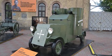 В Украине восстановили редкие старинные бронеавтомобили Сечевых стрельцов (фото)