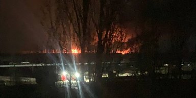 Дроны атаковали металлургический комбинат в Алчевске: также прилетело по подстанции (видео)