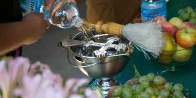 Яблучний Спас 2024: бійці ЗСУ показали, як освячували фрукти на фронті (фото, відео)
