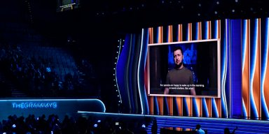Грэмми по-украински. Звездой главной музыкальной премии планеты стал Владимир Зеленский