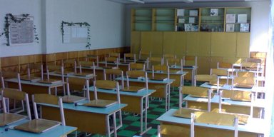 Родителям угрожают: на оккупированной Херсонщине весь класс отказался вставать под гимн РФ